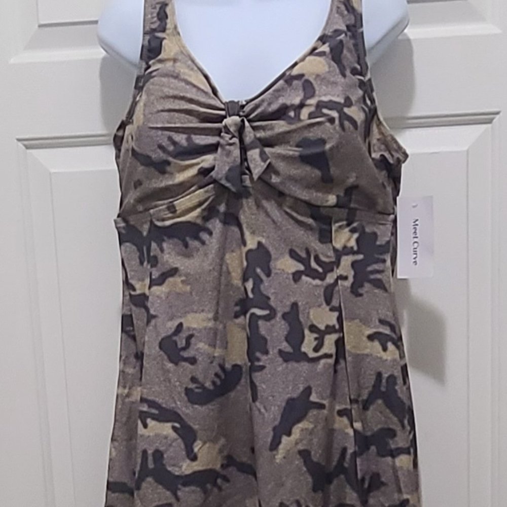 Meet Curve Camo Tankini Multi Green  Underwire Padded Cups 1 Piece Swimsuit